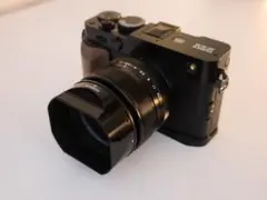 【超美品】Fujifilm X-E5 + XF35mm F1.4 その他おまけ付 超美品】Fujifilm X-E5 + XF35mm F1.4 その他おまけ付 - メルカリ