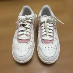 Nike Air Force 1 ホワイト/ピンク　ガムソール