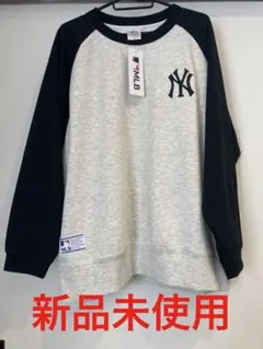 新品未使用　M L B ニューヨーク　ヤンキース　スウェット　トレーナー