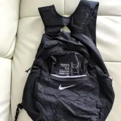 Nike スラッシュバックパック 17L ブラック