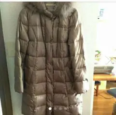 ★新品★クロコダイル　フード付きベージュダウンロングコートM