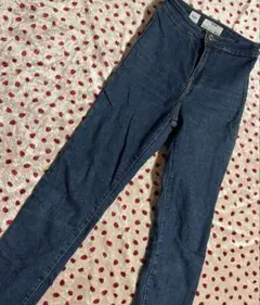 美品☆Bershka☆スキニー