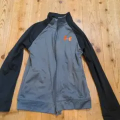 アンダーアーマー☆上着YMDサイズ