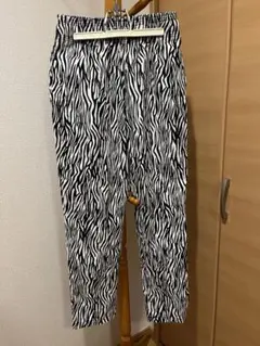 ゼブラ柄 カジュアルパンツ
