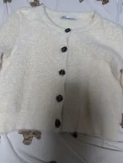 ZARA アイボリー ニット