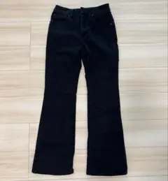 GU ブラック ブーツカットデニム