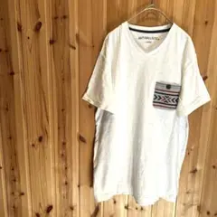 【アンティバルリスティック】Tシャツ　半袖　Ｖネック　ホワイト系　メンズのサムネイル