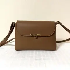 Item thumbnail for item 483466e1-1c85-4152-a815-c3519dd8fe47