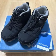 Columbia 防水　トレッキングシューズ