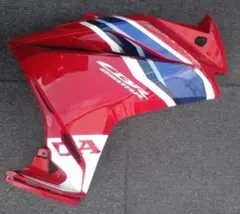 ゆ*き様 CBR250RR 右サイドカウル　右カバーフロント　2020年　MC5のサムネイル