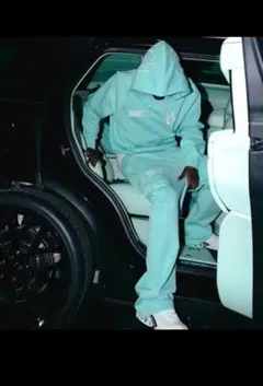 TRUE RELIGION 6PM　ミントグリーン　　　　　セットアップ