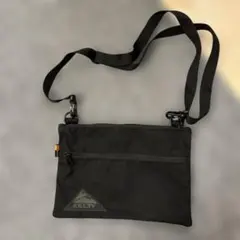 KELTY ブラック ショルダーバッグ