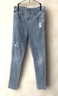 Item thumbnail for item 2d5a4576-7b7a-4b8c-8ef2-636da5e1f283