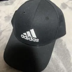 《中古》adidas 黒キャップ サイズ調整可能