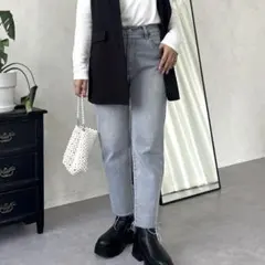 Item thumbnail for item 3dbcedce-2914-4ce7-b0dc-b646b5b4fa25