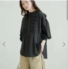 新品•未使用VIS【洗える】フロントタックデザインブラウス