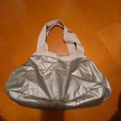 LeSportsac レスポートサック　モリー トート バック　ゴールド