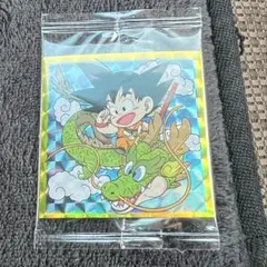 ドラゴンボール 超戦士シールウエハース 孫悟空 神龍 ホログラム