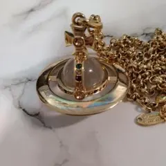 ヴィヴィアン スモール オーブ ネックレス