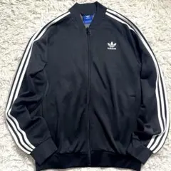 アディダス スーパースター トラックトップ 黒 XO 3ストライプ あのちゃん