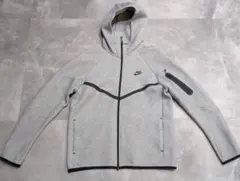 美品　NIKE テックフリース　Lサイズ