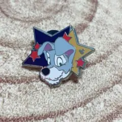 ディズニー ピンバッジ オズワルド ダッフィー 香港 HKDL - メルカリ