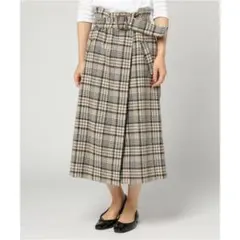 Mila Owen/台形チェックスカート