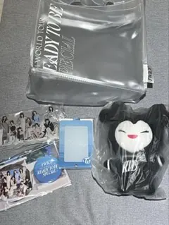 TWICE READY TO BE アプグレ特典