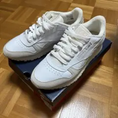 【新品未使用】Reebok CLASSIC LEATHER ホワイト スニーカー