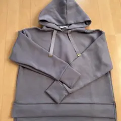 お値下げikka フード付きスウェットパーカー グレー