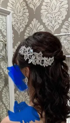 シルバー 花モチーフ ウェディングヘアアクセサリー