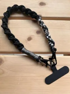 パラコード　ハンドストラップ