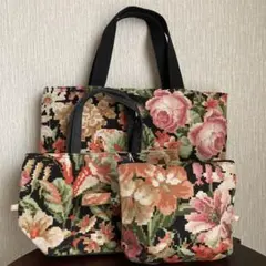 ハンドメイド　バッグ　ミニバッグ　ポーチ　花柄　3点セット