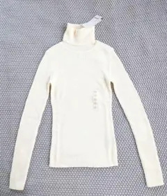 【未使用】UNIQLO ウールオフホワイト リブタートルネックセーター XS