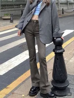 SHEIN フレアデニム　グレー　Sサイズのサムネイル