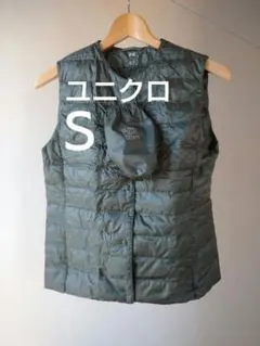 【美品】ユニクロ ウルトラライトダウンコンパクトベストＳ オリーブ 袋つき