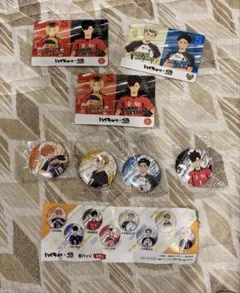 【7点セット】キャラクター缶バッジ 4個　カード3枚ハイキュー　くら寿司