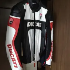 ダイネーゼ Ducatiレザースーツ 2ピース 56 XXL 大きめサイズ 美品 Ducati Corse Dainese レザー2ピーススーツ 56 XXL美品 - メルカリ