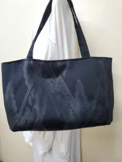 名古屋帯リメイクバッグ　正絹黒帯ショルダーバッグ　トートバッグ　ハンドメイド