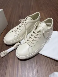 Common Projects Achilles Low 42のサムネイル