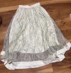 rienda ハンカチヘムレーススカート　フレアスカート ホワイト