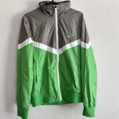 NIKE ナイキ　ナイロンジャケット パーカー