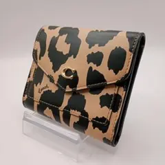 【新品未使用】COACH コーチ 二つ折り財布 レオパード ヒョウ柄 レザーのサムネイル