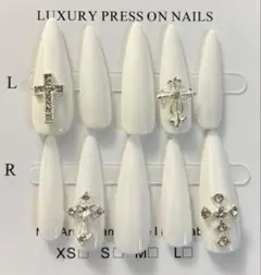 ギャル 地雷 クロスネイル ロング ネイルチップ ホワイト シルバー 韓国