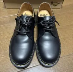 【早い者勝ち❗️】ドクターマーチン　3ホール UK8