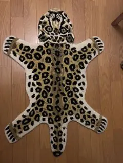 2025年最新】ヒョウ ラグの人気アイテム - メルカリ