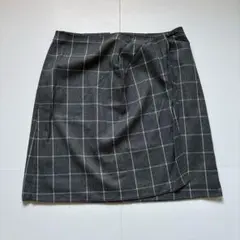 タグ付【KUMIKYOKU Ｌ　組曲L】グレー 柄スカート サイズ7