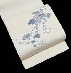 R57名古屋帯 九寸帯 夏帯 麻　葡萄　落款あり　着物帯　仕立て上り美品 R57名古屋帯 九寸帯 夏帯 麻 葡萄 落款あり 着物帯 仕立て上り美品
