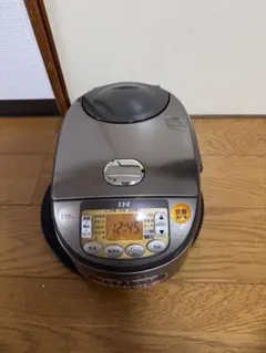 象印 IH炊飯器 NW-VH10A 5.5合 ダークブラウン 2021年製 象印 極め炊き NW-VH10 IH炊飯ジャー