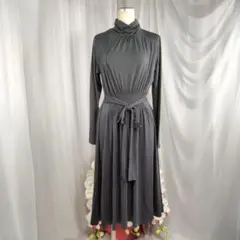 【新品タグ付き】М　ダーマコレクション　グレー　ストレッチ　ワンピース
